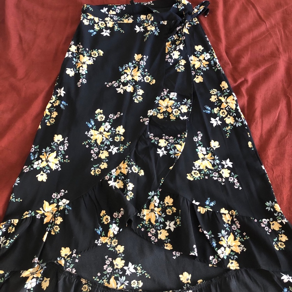 Cotton On Floral top and skirt set